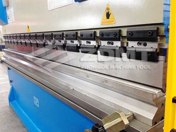 夾具.jpg 夾具.jpg