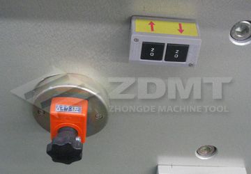 后擋料距離手動微調(diào).jpg 后擋料距離手動微調(diào).jpg