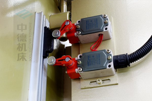 ZDP-10032工程開關(guān),長效行程控制.jpg ZDP-10032工程開關(guān),長效行程控制.jpg