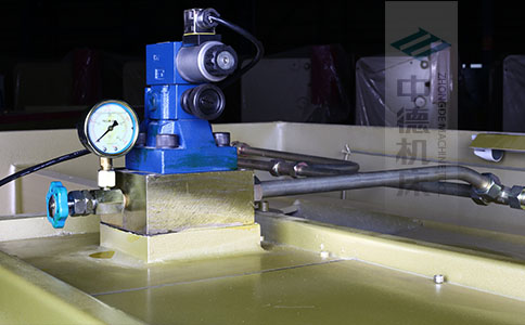 ZDS-840采用國內高品質液壓閥,不漏油,無故障,能實時顯示油壓,并采用全金屬高壓管連接保證質量.jpg ZDS-840采用國內高品質液壓閥,不漏油,無故障,能實時顯示油壓,并采用全金屬高壓管連接保證質量.jpg