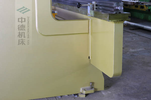 ZDP-16060特殊加厚型立柱,超高強度,輕松抵抗撓度變形.jpg ZDP-16060特殊加厚型立柱,超高強度,輕松抵抗撓度變形.jpg